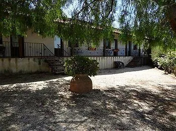 Agriturismo Vultaggio Farm stay *